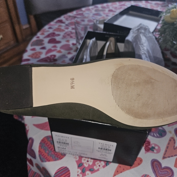 TALBOTS DEEP OLIVE GREEN RYAN KEEPER 9.5 M FLAT - Picture 6 of 10